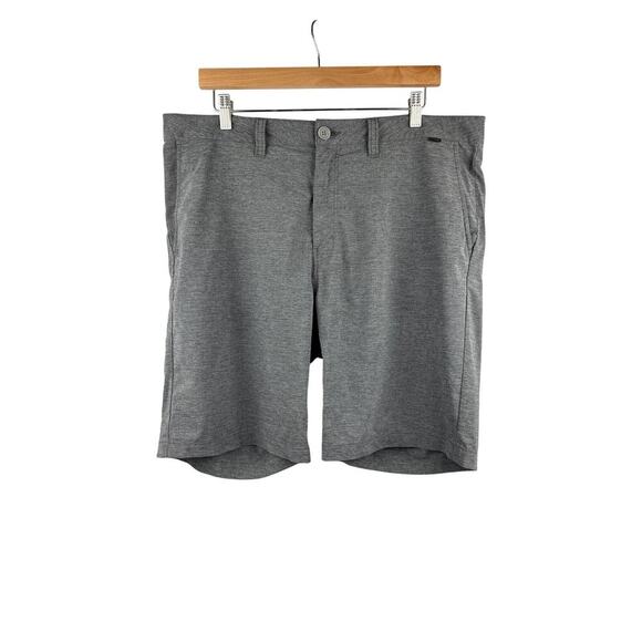 Men’s Travis Mathew’s Size 36 Dark Gray Golf Shorts. - Picture 1 of 5
